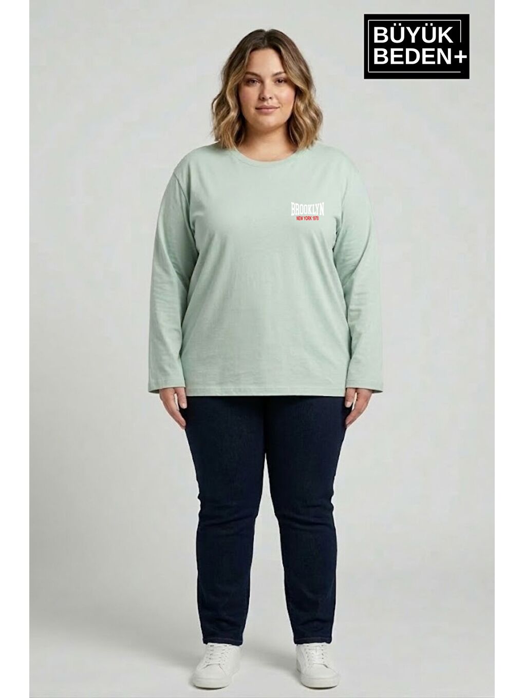 Turkuaz Kadın Büyük Beden Orta Brooklyn Baskılı 2 İplik Bisiklet Yaka Tişört SPR26BEAK942-3