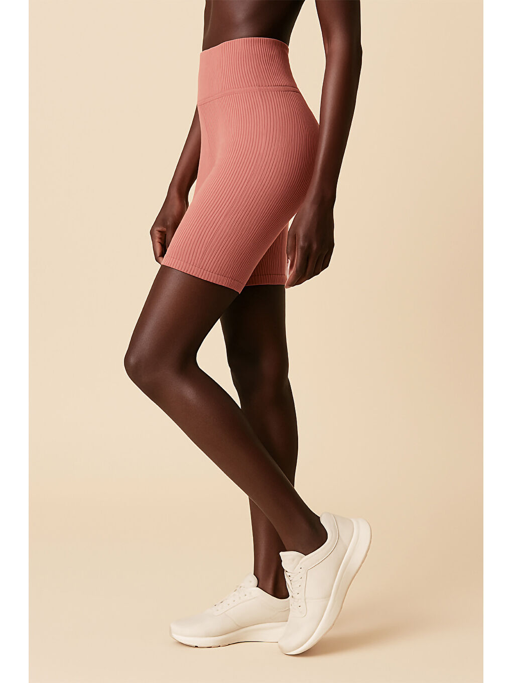 Turuncu Kadın Yüksek Bel Toparlayıcı Ripli Fitilli Kısa Spor Tayt-1