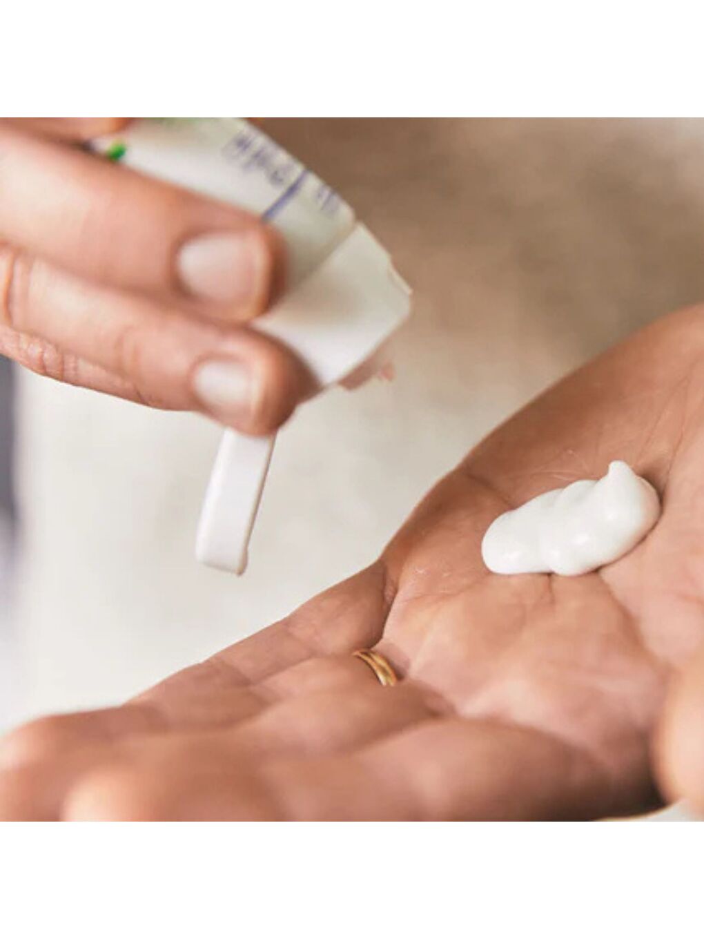 Göğüs Çevresi Kremi 40ml-2