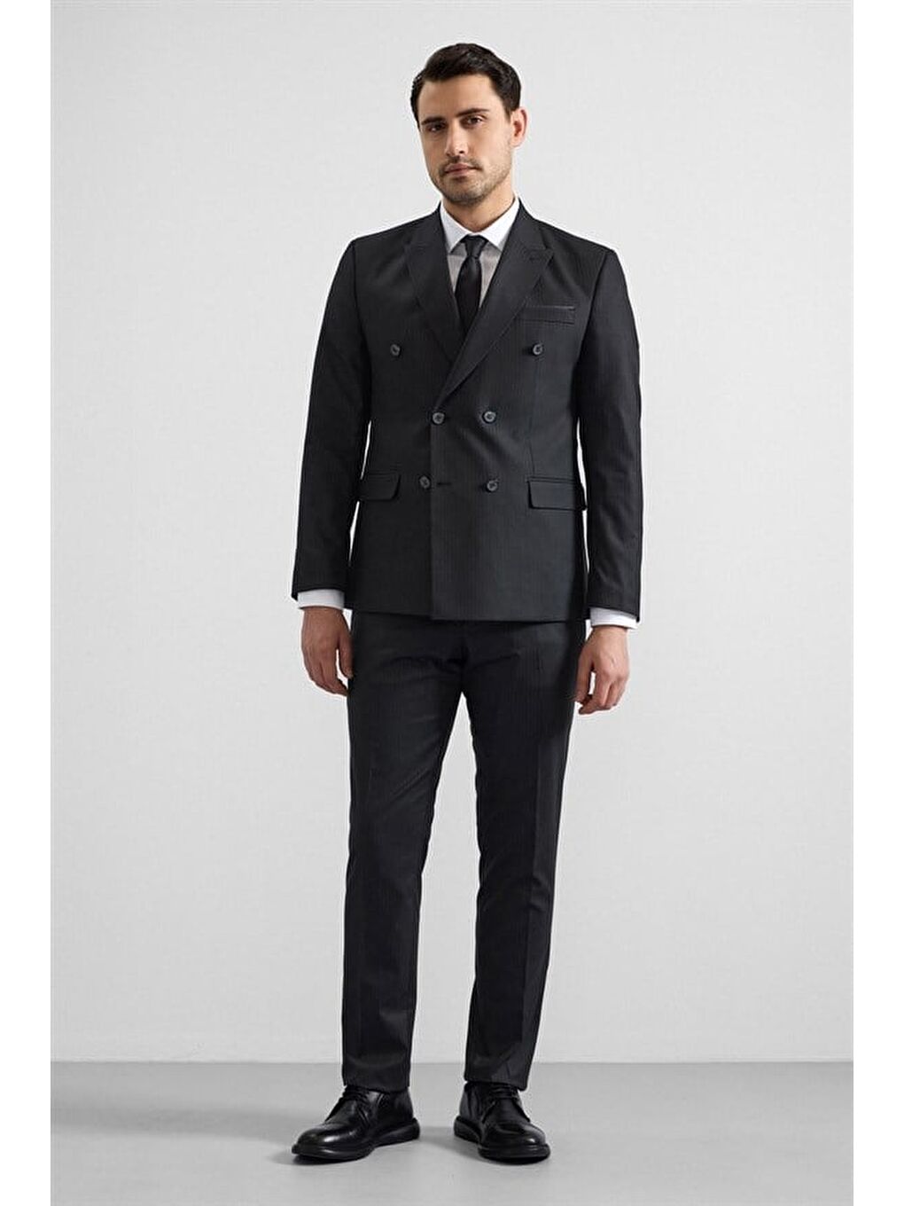 Siyah Slim Kruvaze Yaka 6 Drop Takım Elbise