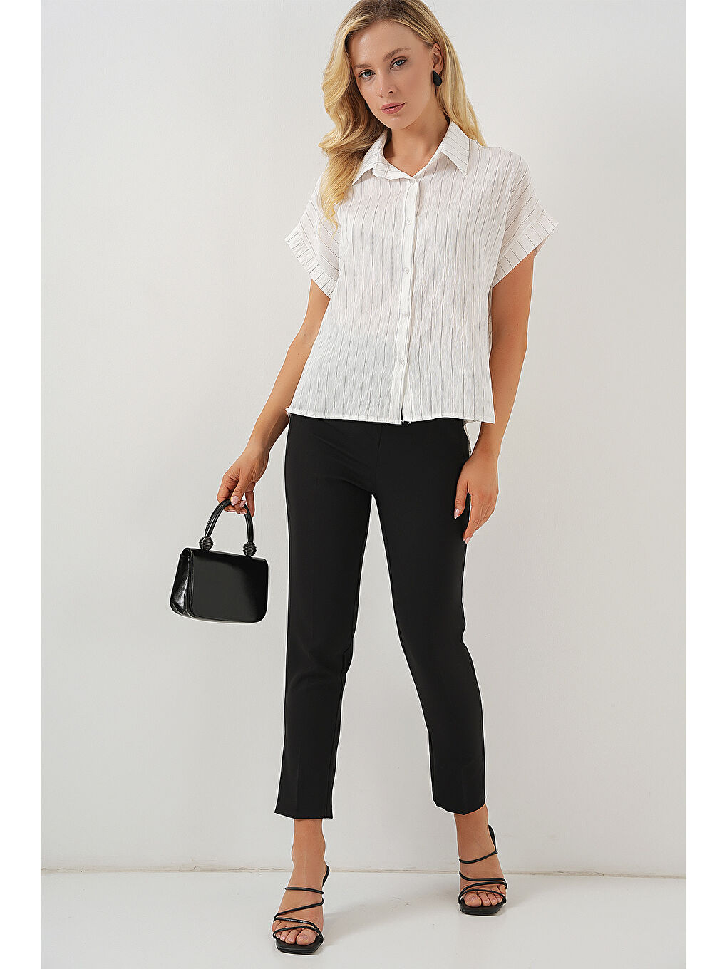 Kadın Çizgili Kısa Kol Gömlek 20327 - Beyaz-1