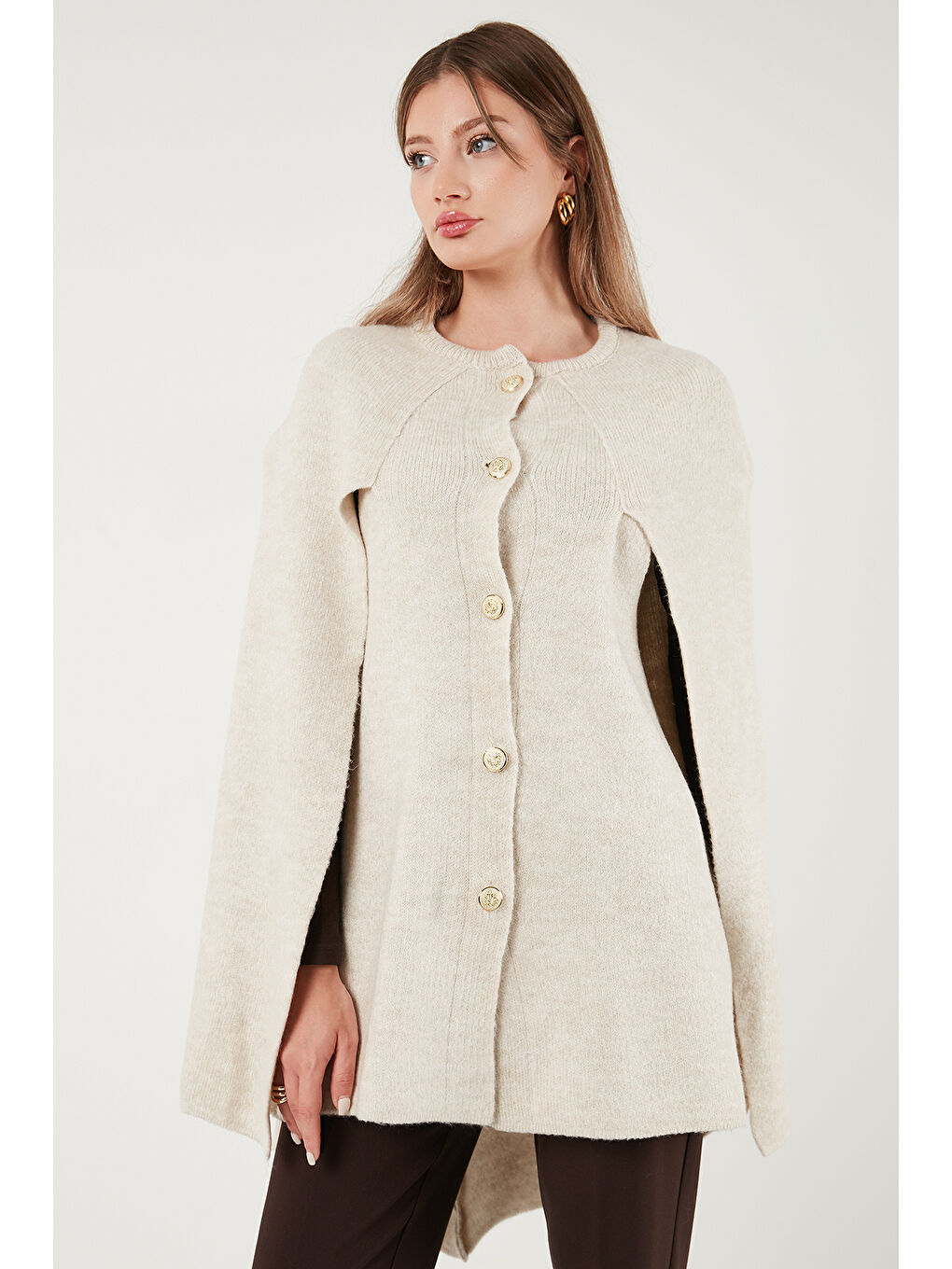 Bej Oversize Fit Bisiklet Yaka Pelerin Kol Düğmeli Kadın Panço 4617015-2