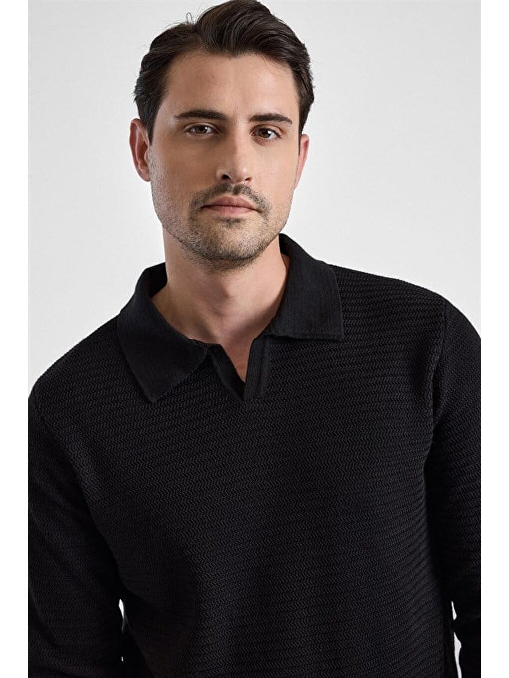 Siyah Regular Düğmeli Polo Yaka Kazak-1