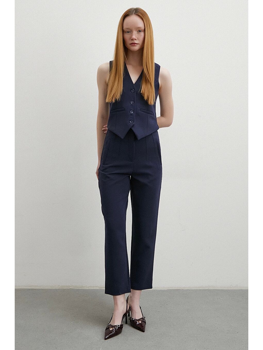 Önü Pensli Skinny Kumaş Pantolon Lacivert