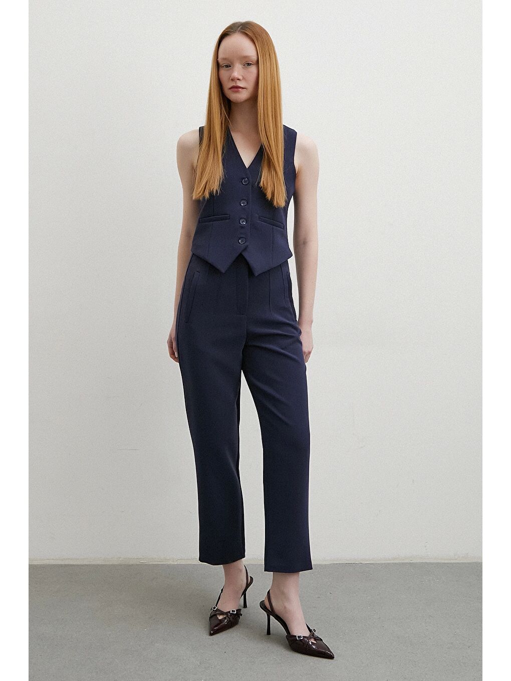 Önü Pensli Skinny Kumaş Pantolon Lacivert-2