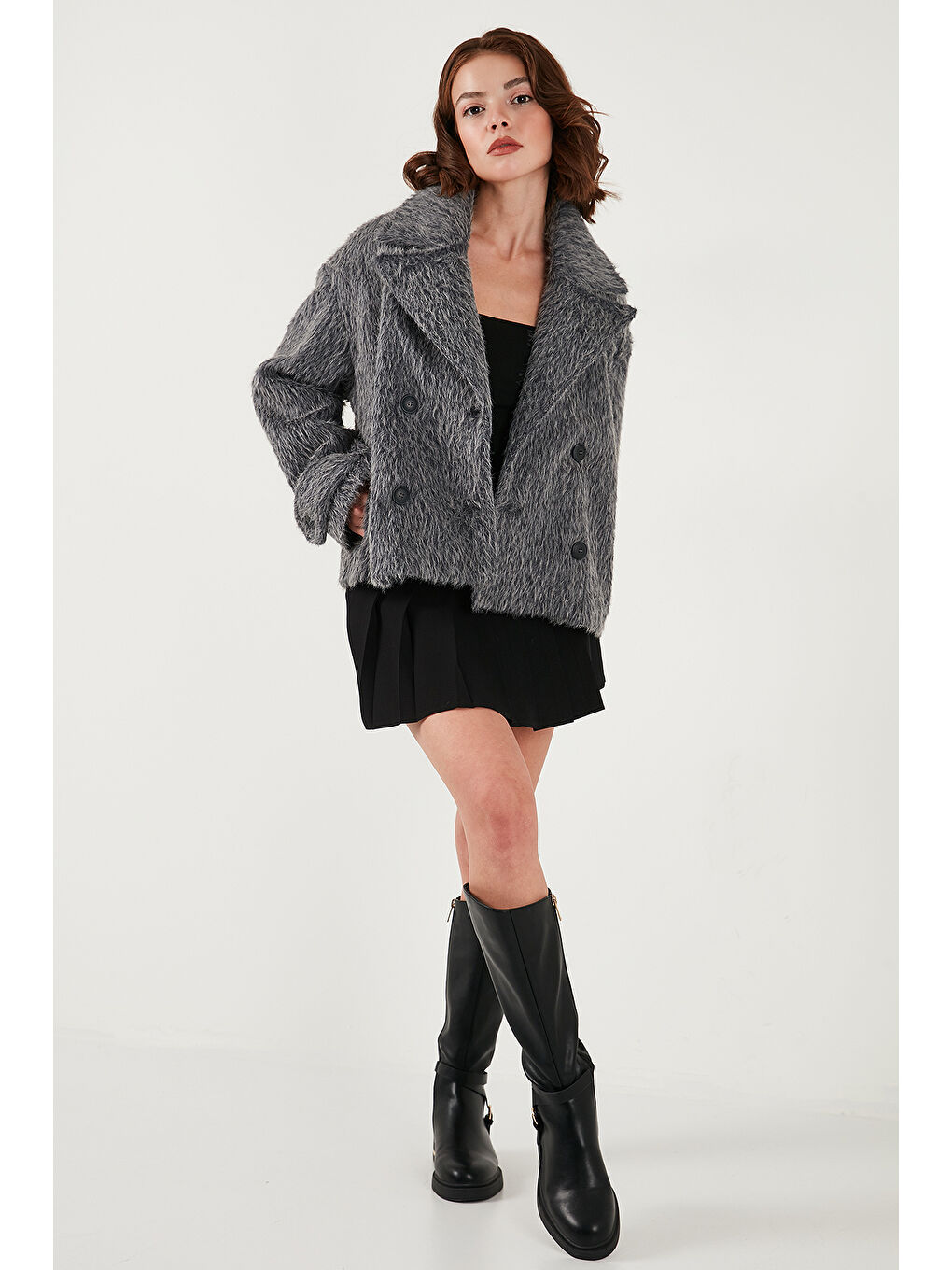 Antrasit Oversize Kruvaze Yaka Yumuşak Tüylü Düğmeli Astarlı Mont 6839659-1