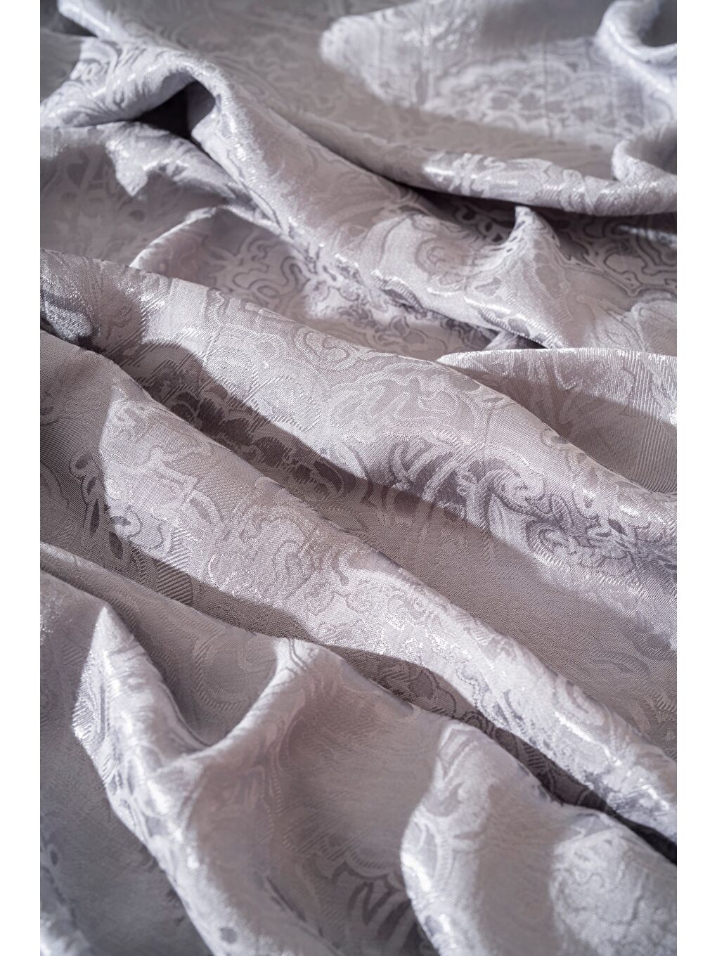 Gri Kadın Karelya Modal Floş Şal-1