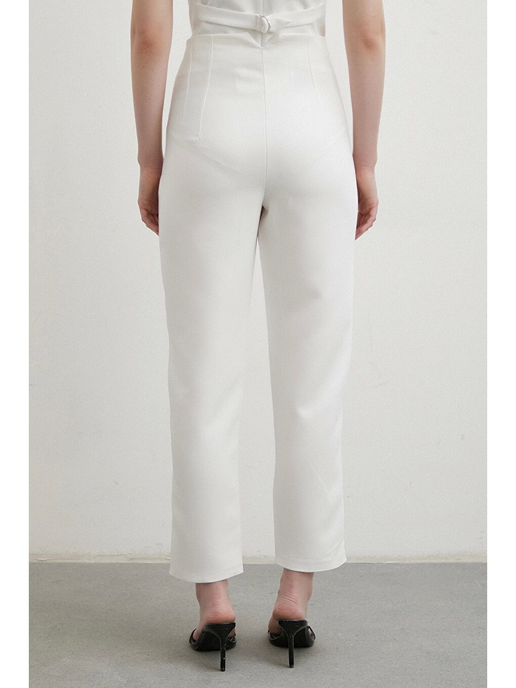 Önü Pensli Skinny Kumaş Pantolon Ekru-5