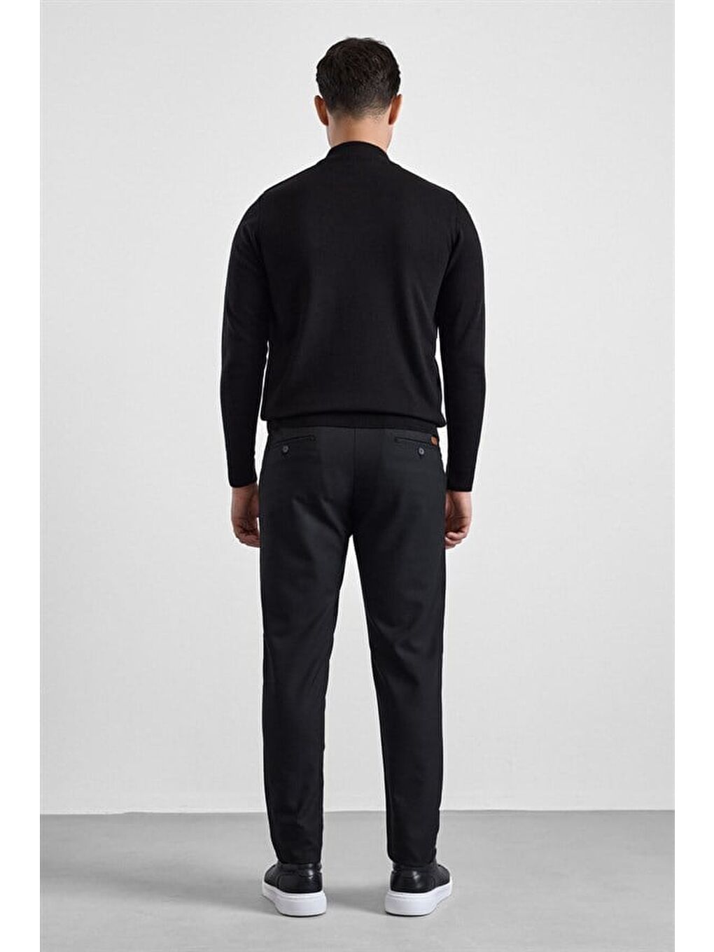 Siyah Regular Yarım Balıkçı Yaka Kazak-2