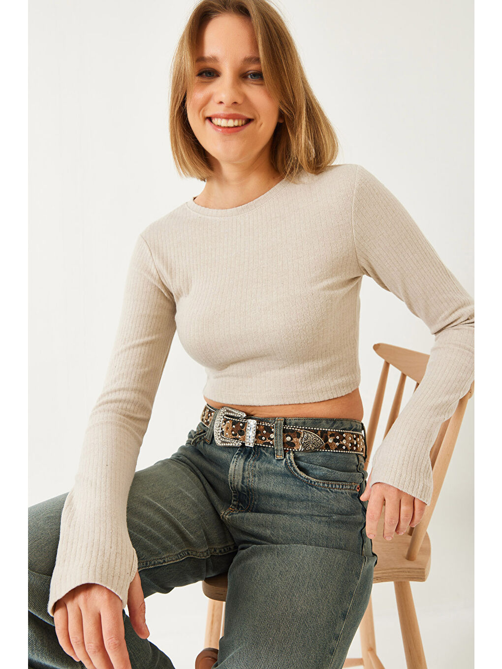 Bej Kadın Parmak Geçirmeli Fitilli Bluz