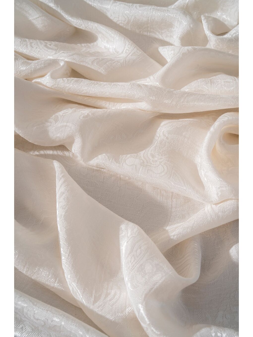 Ekru Kadın Karelya Modal Floş Şal-1