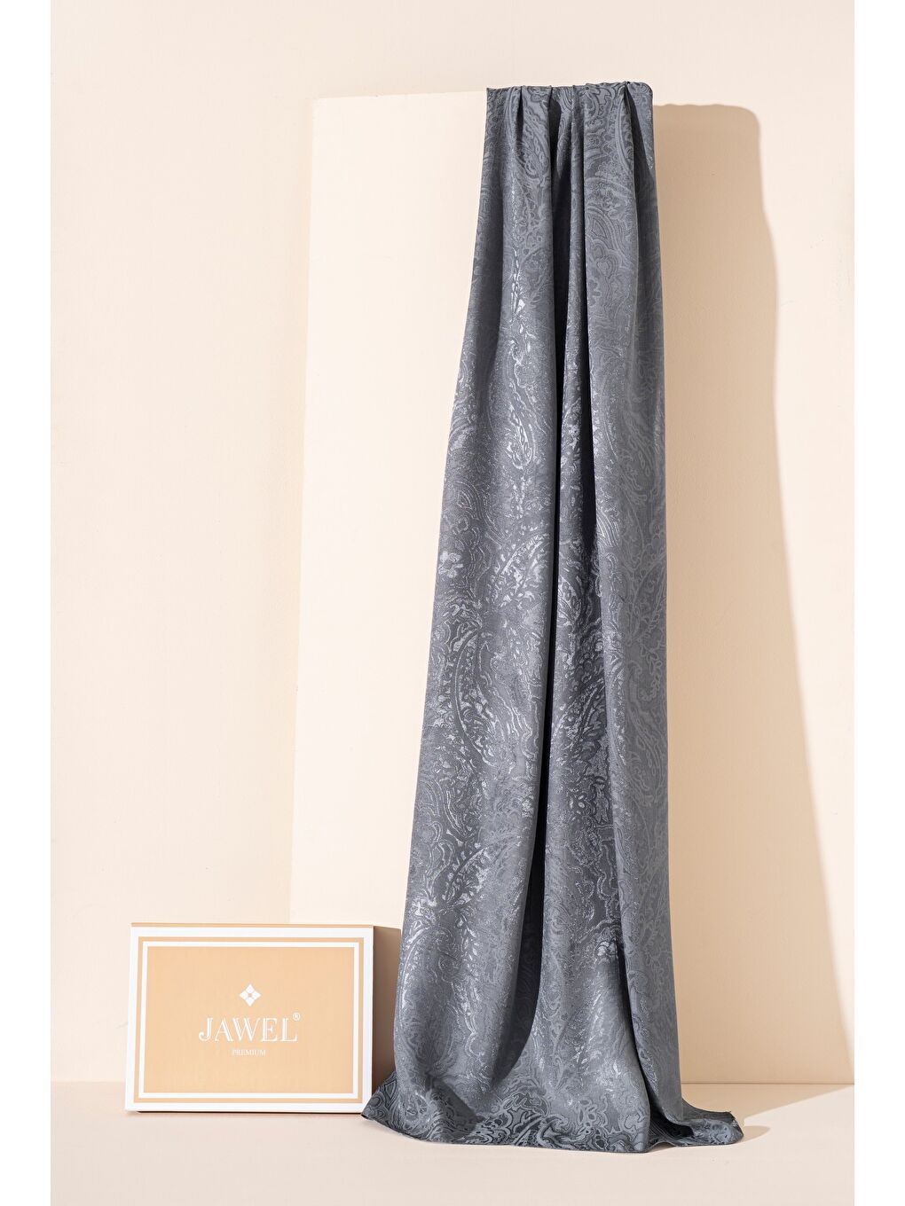 Gri Kadın Karelya Modal Floş Şal