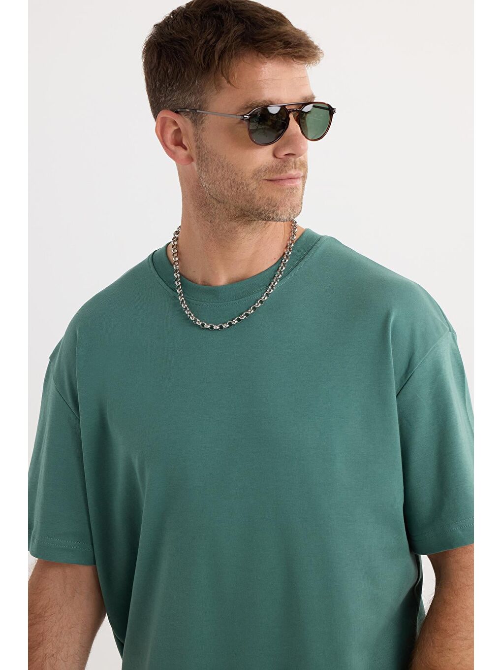 Unisex Oversize Geniş Kesim %100 Pamuk Yumuşak Dokulu Basic Bisiklet Yaka Yeşil Tişört-1