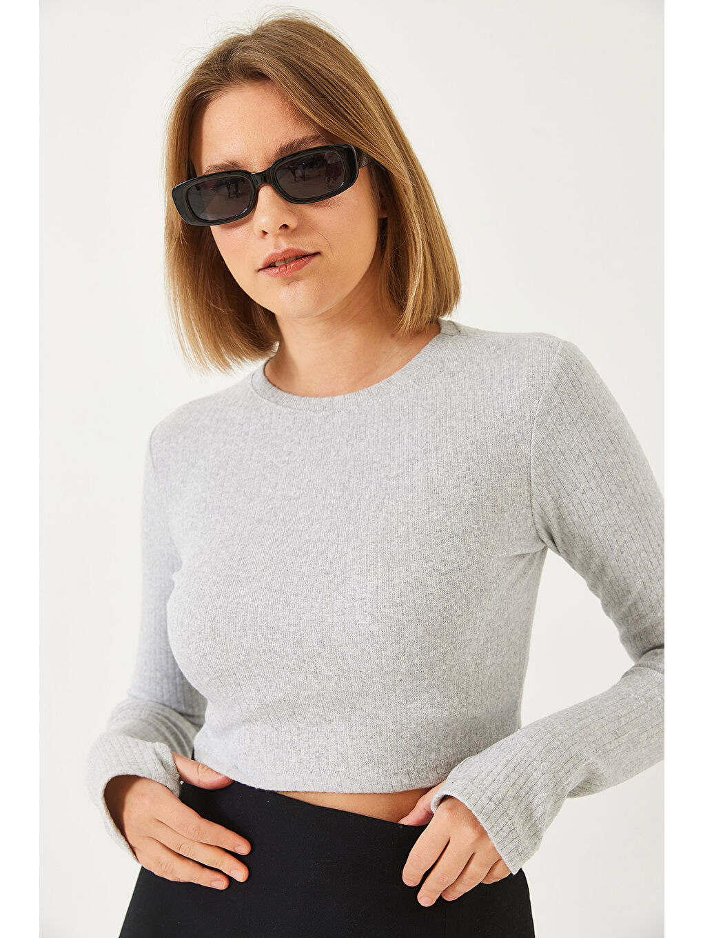 Gri Kadın Parmak Geçirmeli Fitilli Bluz-2