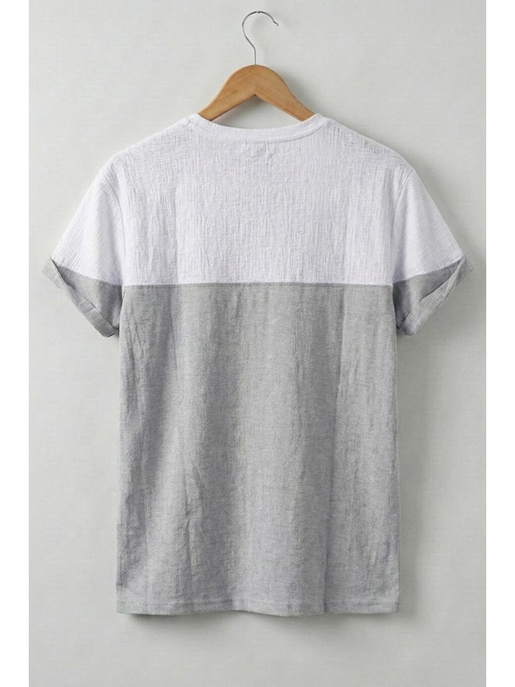 Gri Reka Jakar Dokulu Panel Detaylı Slim Fit Bisiklet Erkek Yaka Tişört-2