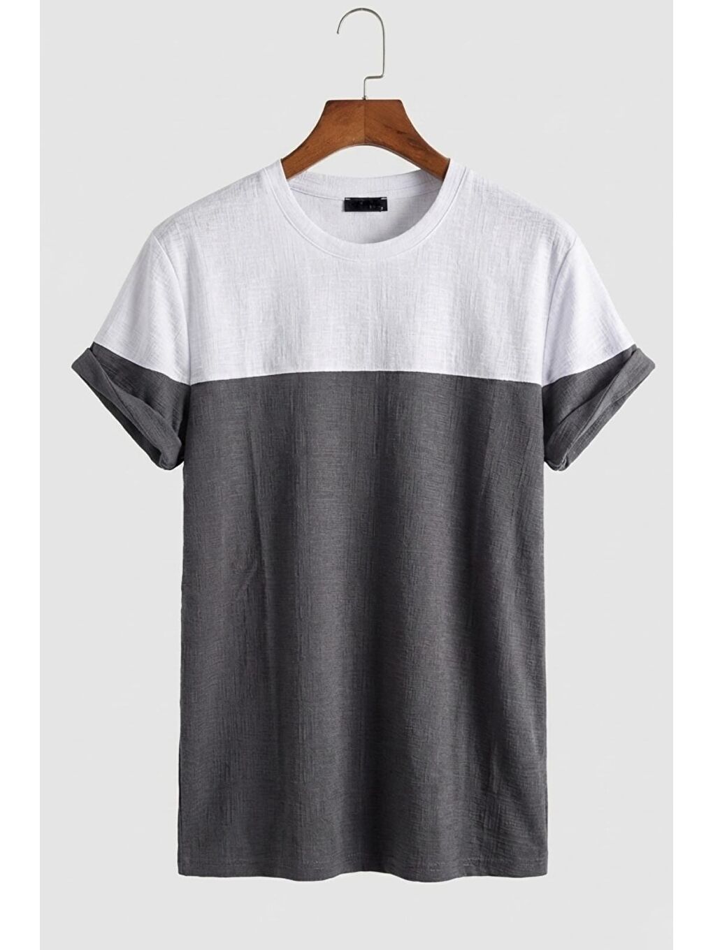 Antrasit Reka Jakar Dokulu Panel Detaylı Slim Fit Bisiklet Erkek Yaka Tişört