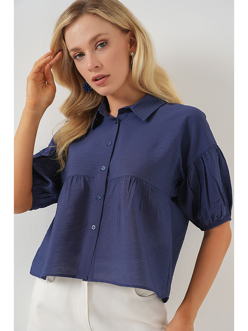 Kadın Kısa Kol Crop Gömlek 20335 - İndigo-3