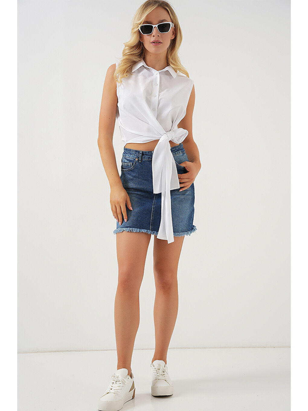 Kadın Sıfır Kol Önü Bağlamalı Gömlek 20340 - Beyaz-1