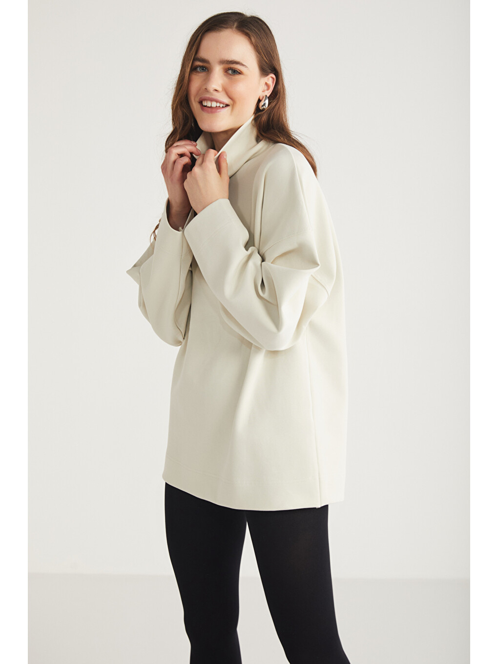 Hermıone Kadın %100 Organik Pamuklu Boğazlı Yaka Flare Kol Açık Bej Sweatshirt-4