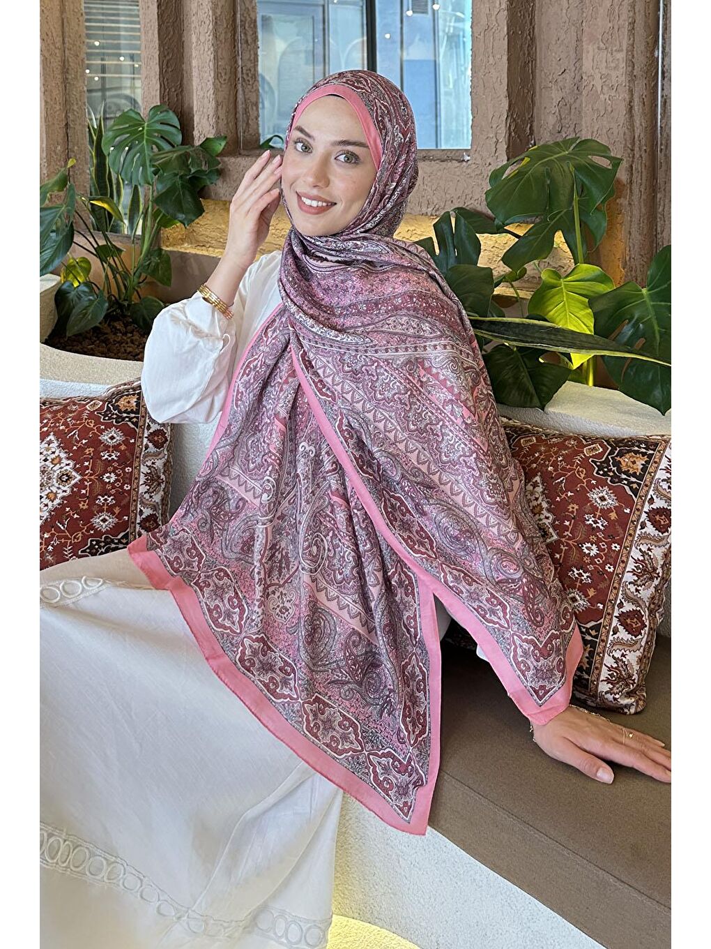 Retro Desen Pamuk Şal Şeker Pembesi-1