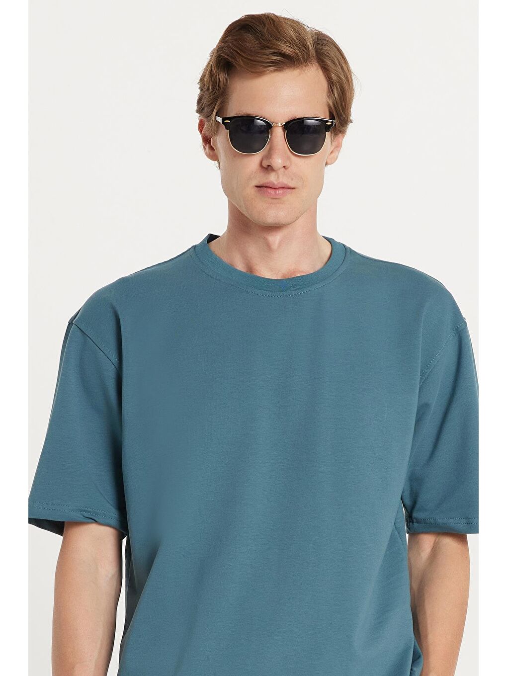 Petrol Erkek Standart Fit Normal Kesim Pamuklu Bisiklet Yaka Beli Bağcıklı İndigo Şort Takım-1