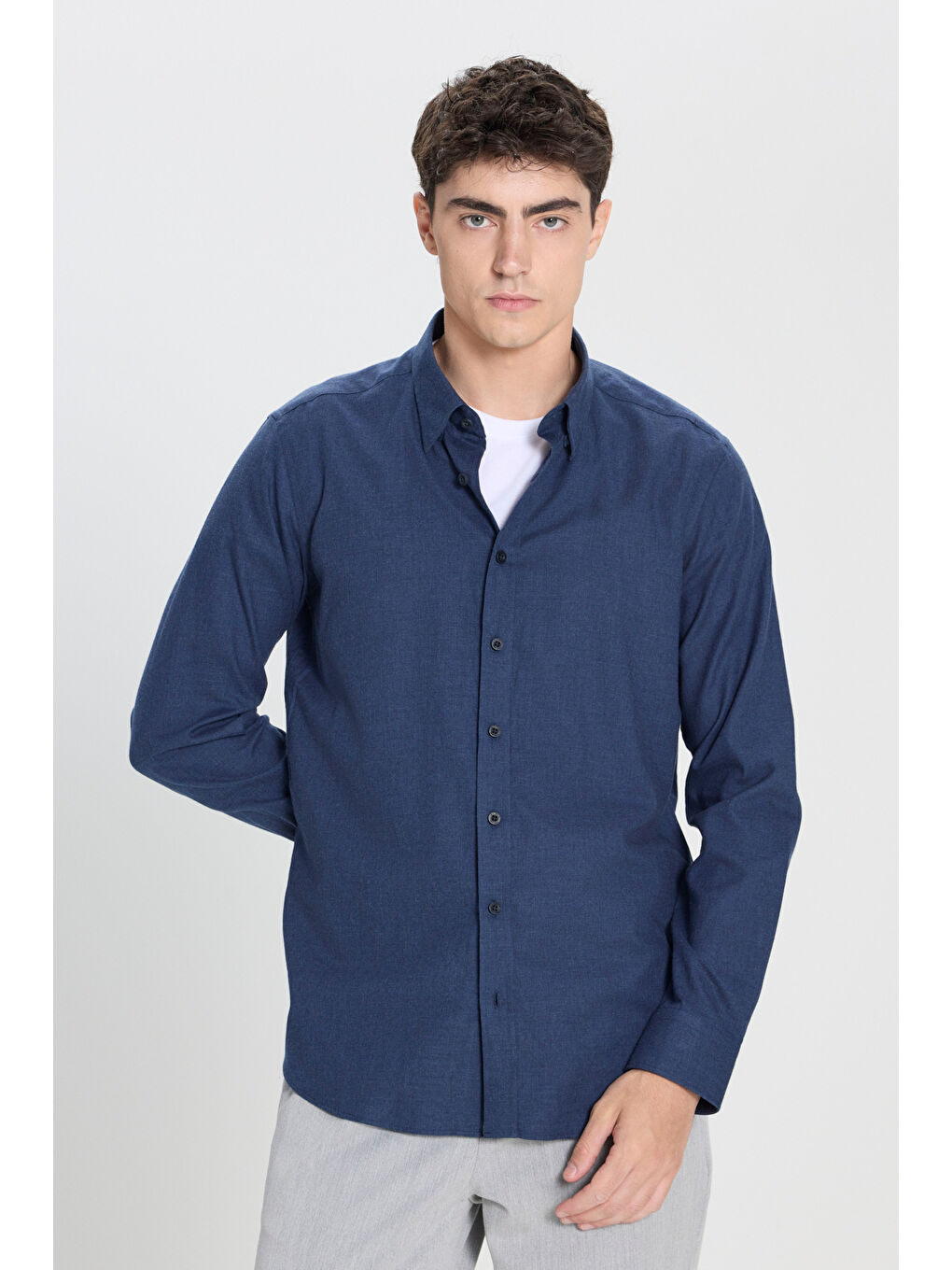 Erkek Lacivert %100 Pamuk Slim Fit Dar Kesim Düğmeli Yaka Flanel Gömlek