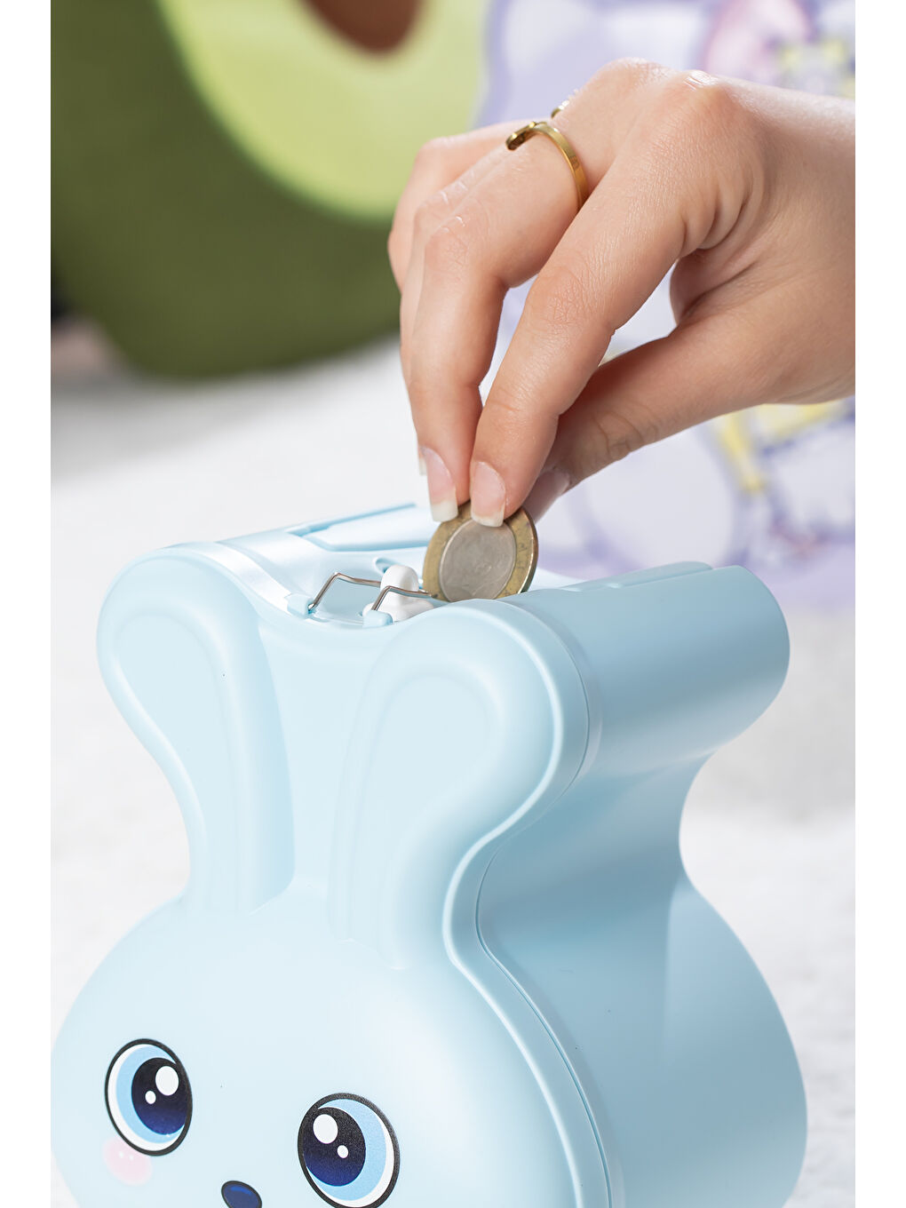 041-2 Pvc Anahtarlı Kilitli Gülenyüz Kumbara Mavi 12,5X15,5cm-1