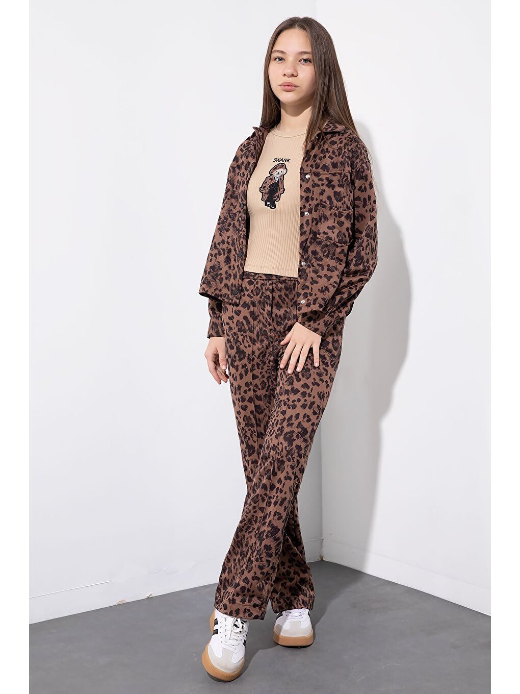 Kahverengi Taba Leopar Desenli Ceketli ve Pantolonlu Kız Çocuk Badili 3lü Takım 23550-2