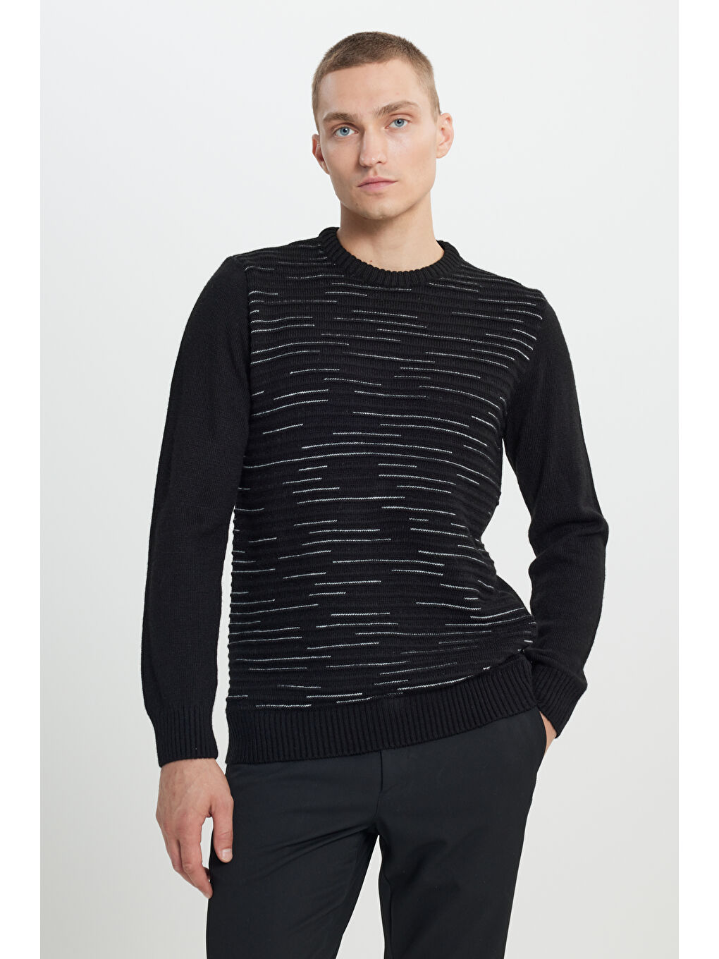 Erkek Siyah-Gri Melanj Standart Fit Normal Kesim Bisiklet Yaka Desenli Triko Kazak-2