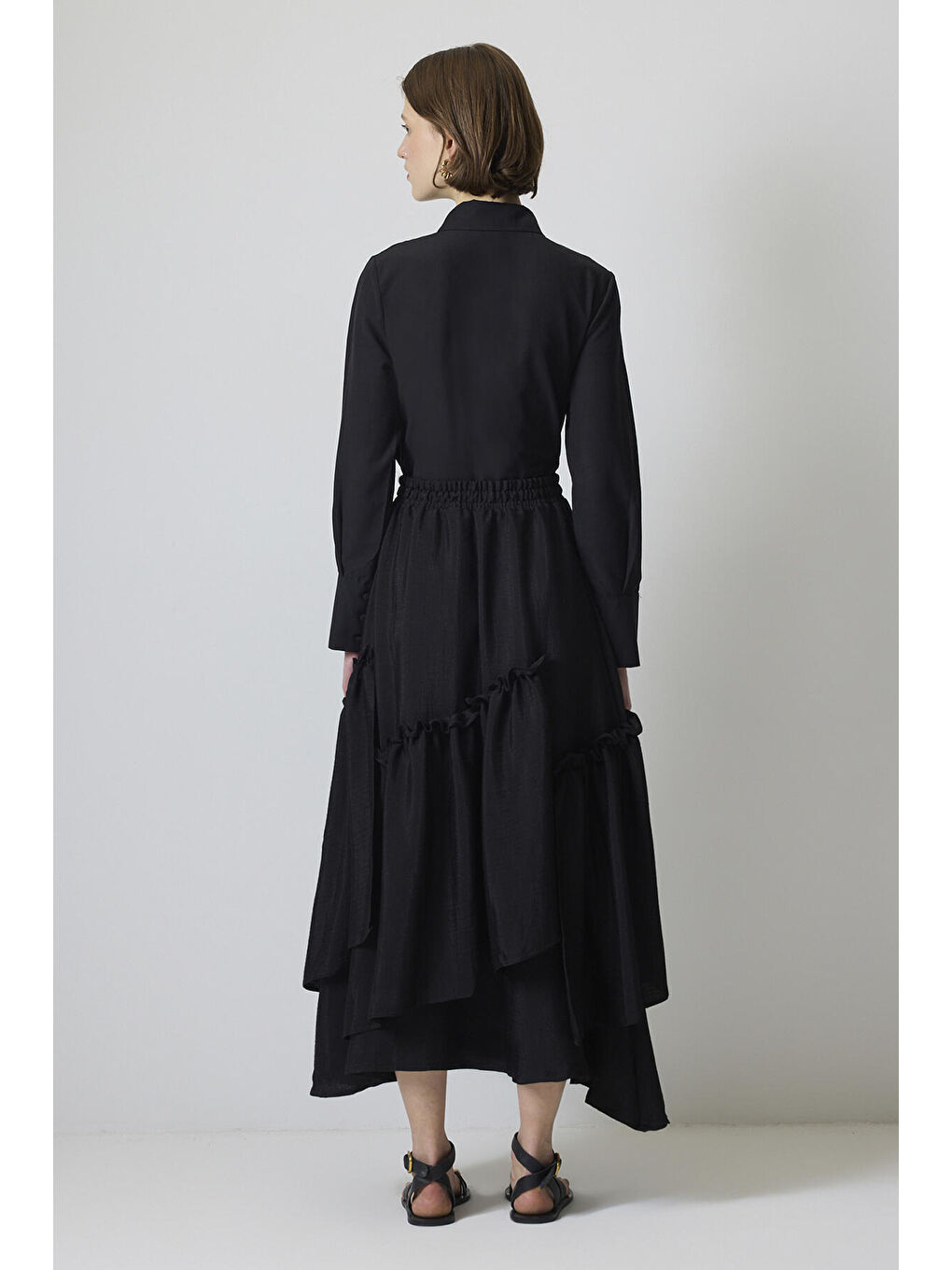 Siyah Fırfır Detaylı Etek-3