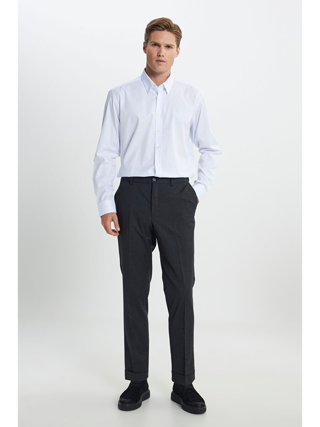 Erkek Mavi-Beyaz %100 Pamuk Comfort Fit Rahat Kesim Gizli Düğmeli Yaka Kareli Gömlek-1