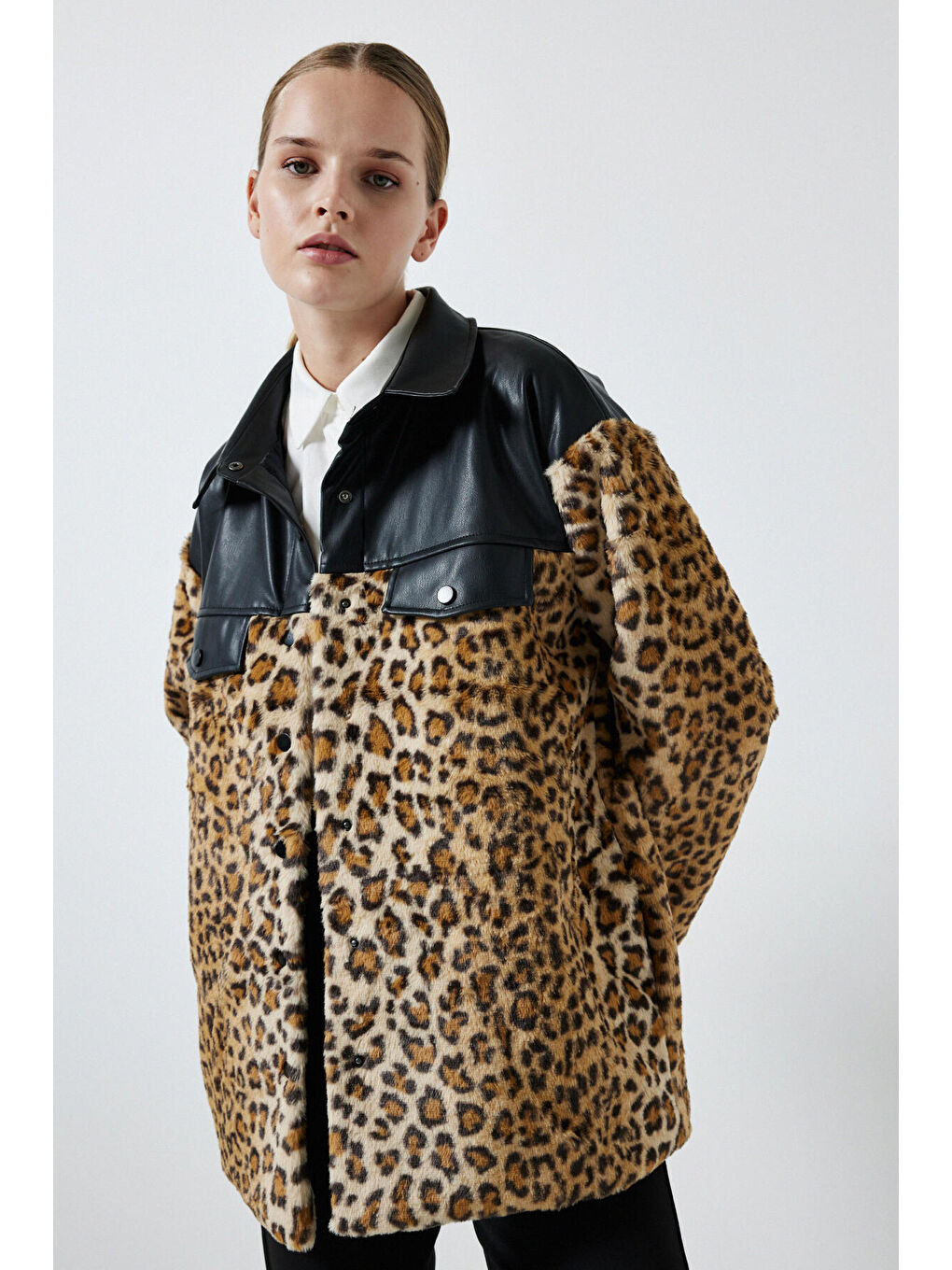 Siyah Leopar Garnili Kaban-1