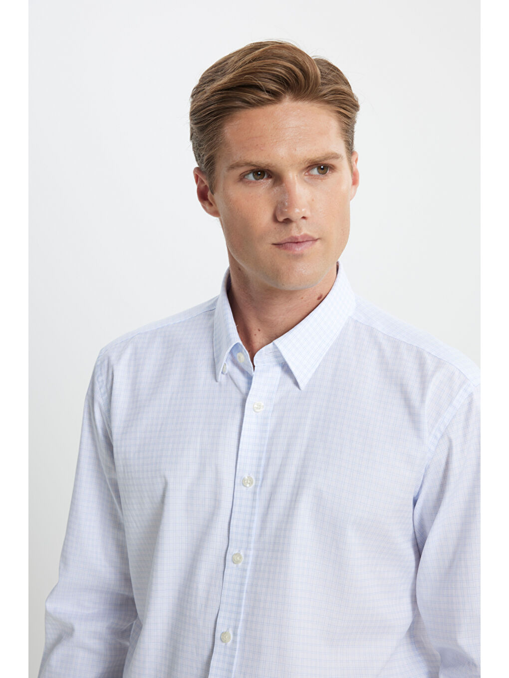 Erkek Mavi-Beyaz %100 Pamuk Comfort Fit Rahat Kesim Gizli Düğmeli Yaka Kareli Gömlek-3