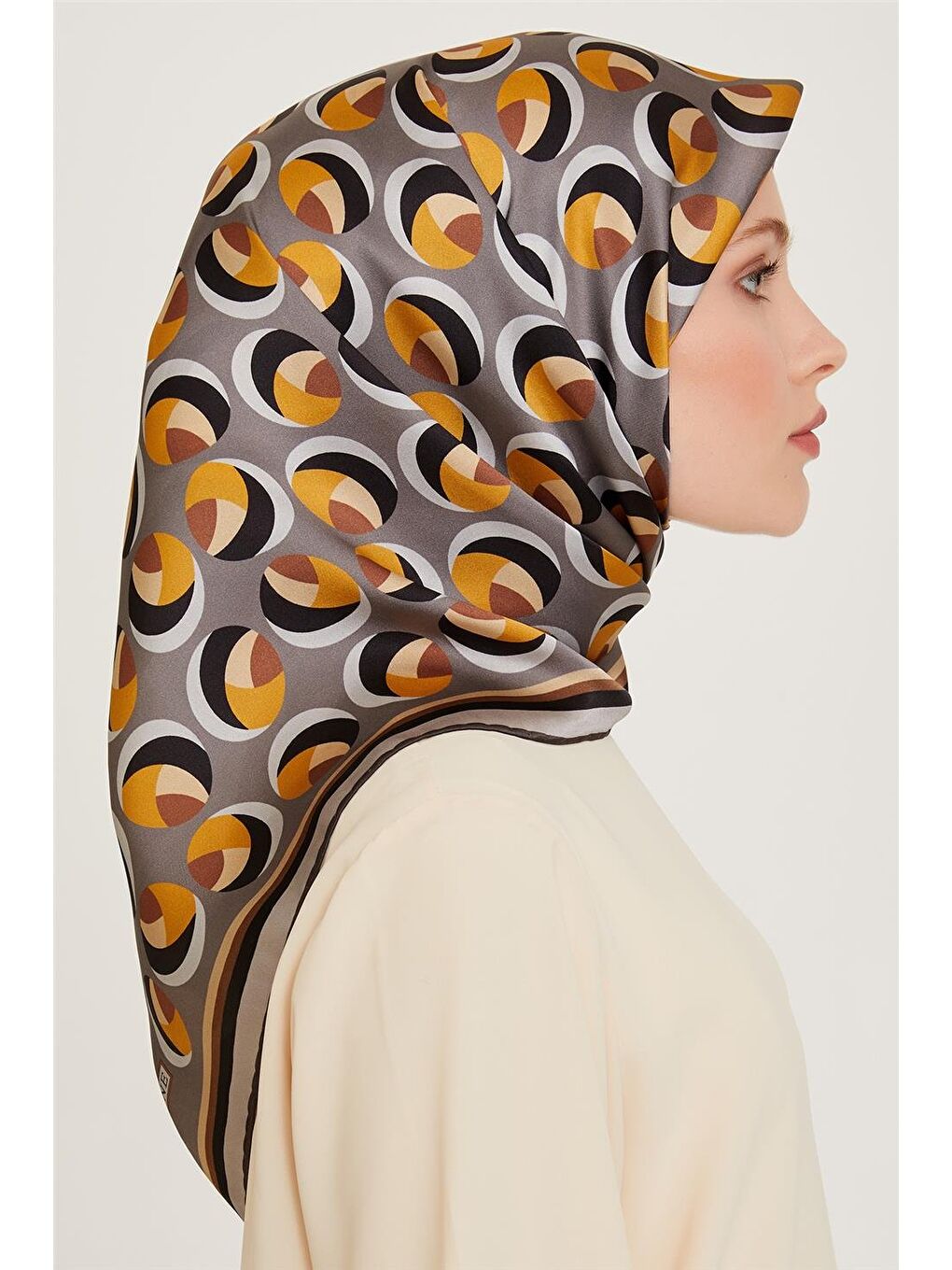 Karışık Geometrik Desenli Twill Saf İpek Eşarp 9219D 36-1