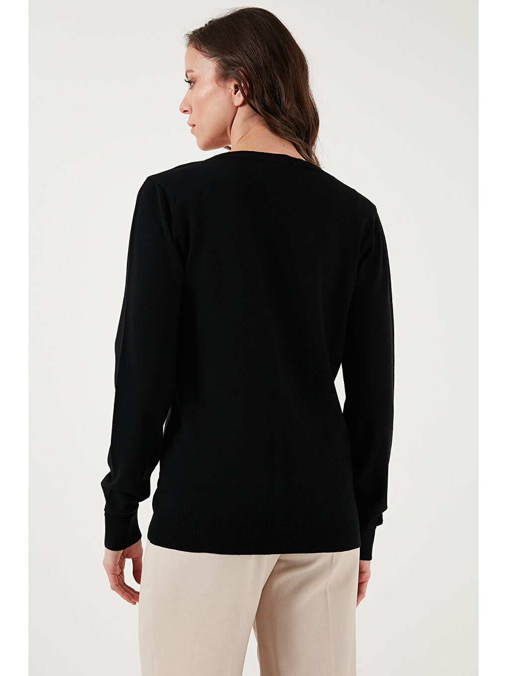 Siyah Regular Fit V Yaka Düğmeli Hırka 25K0781K1-5