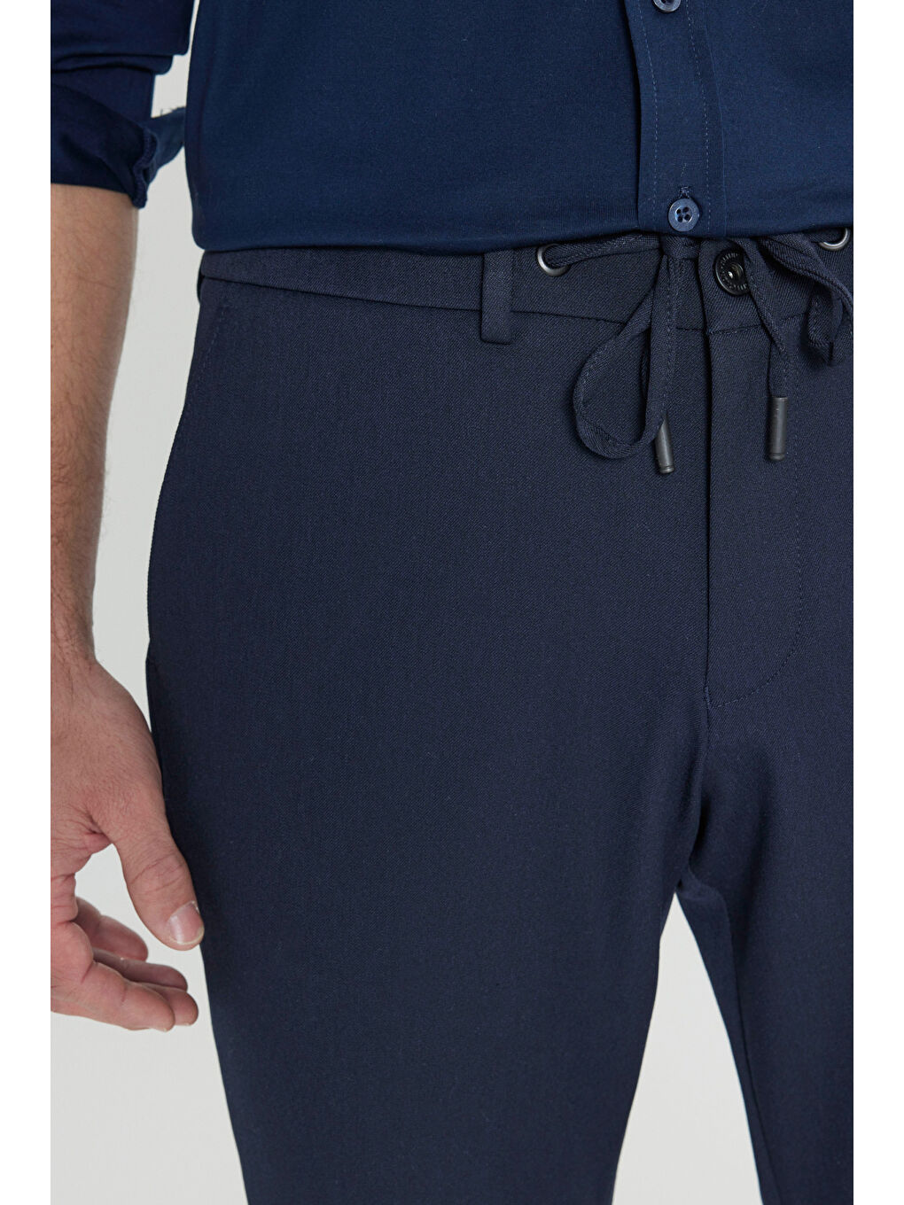 Erkek Lacivert Slim Fit Dar Kesim Beli Bağlamalı Yan Cep Casual Pantolon-4