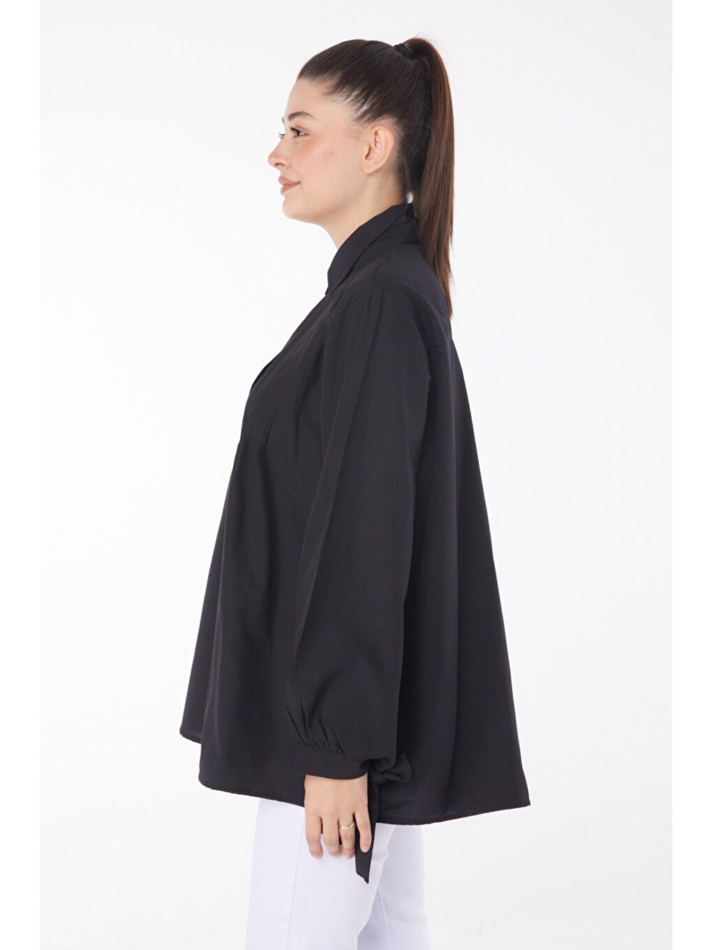 Gömlek Yaka Kadın Siyah Kolları Bağcıklı Gömlek - 25885-2