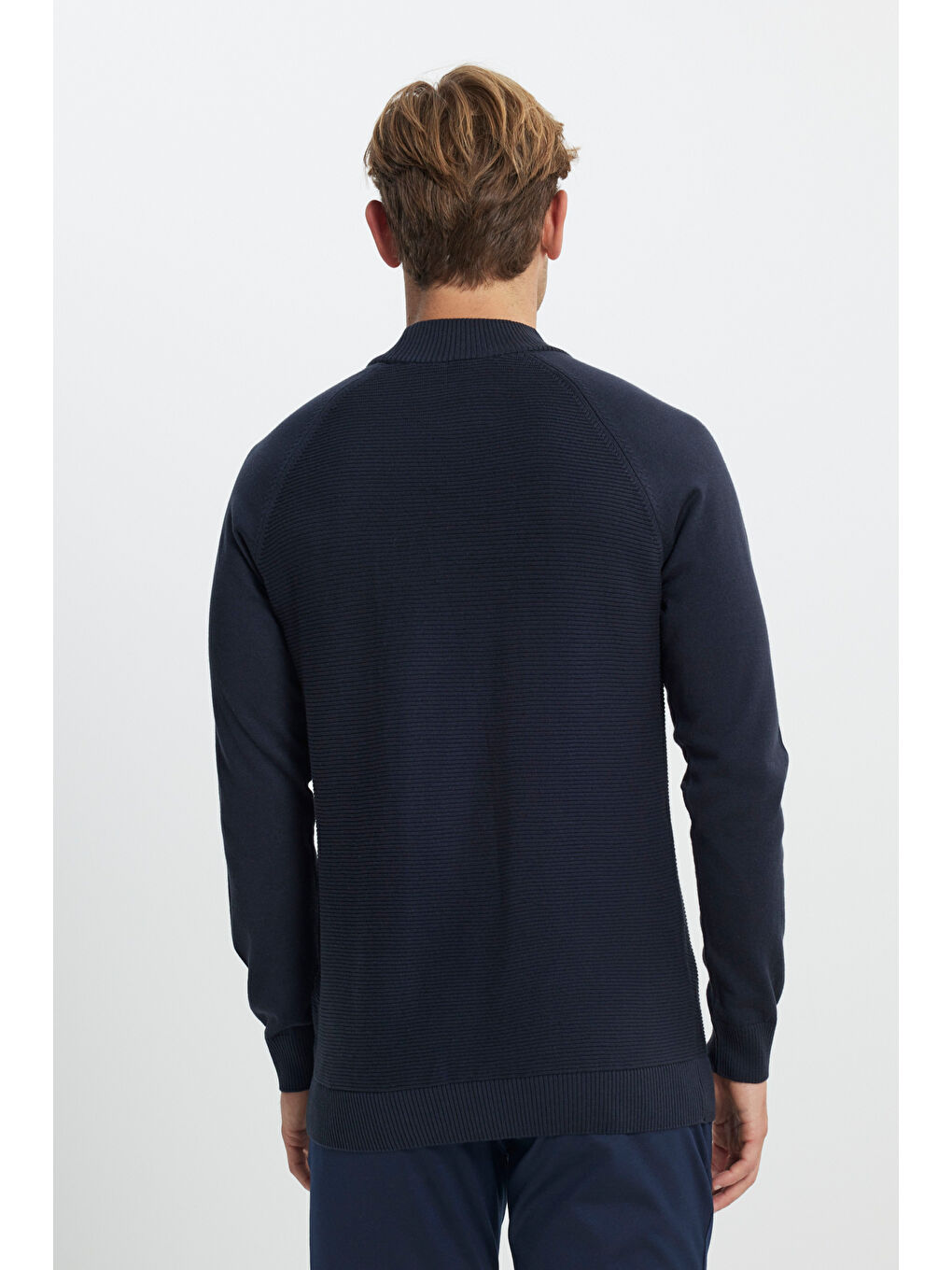 Erkek Lacivert Pamuklu Standart Fit Normal Kesim Yarım Balıkçı Yaka Desenli Triko Kazak-4