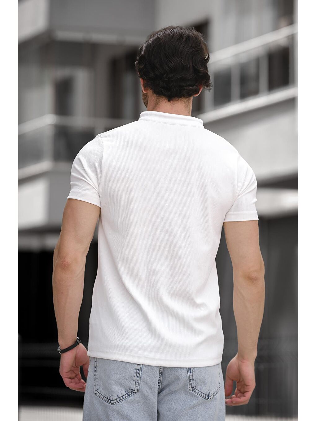 Beyaz Ht Eja Hakim Yaka Parçalı Yarım Fermuarlı Erkek Tişört-3