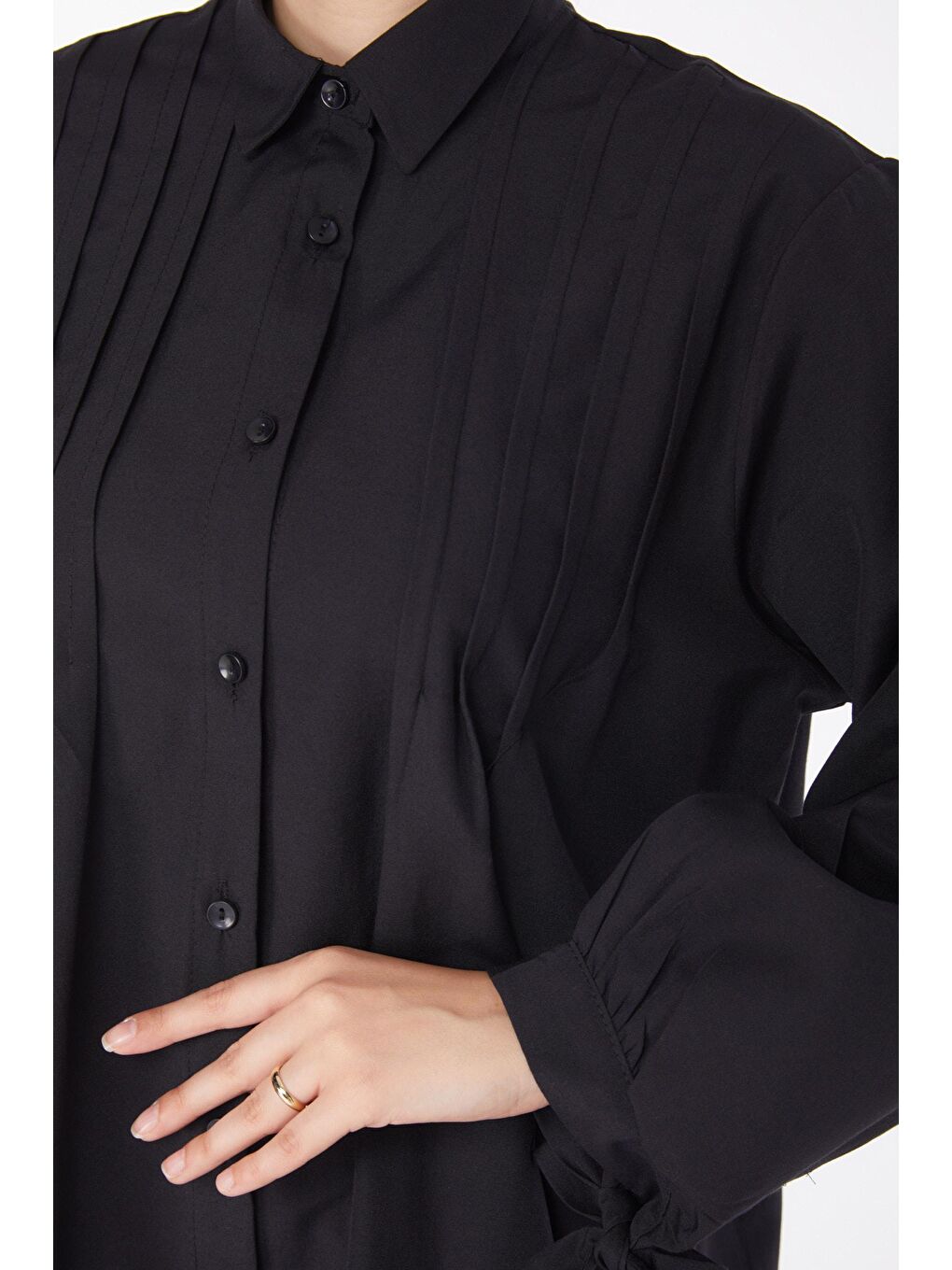 Gömlek Yaka Kadın Siyah Kolları Bağcıklı Gömlek - 25885-4