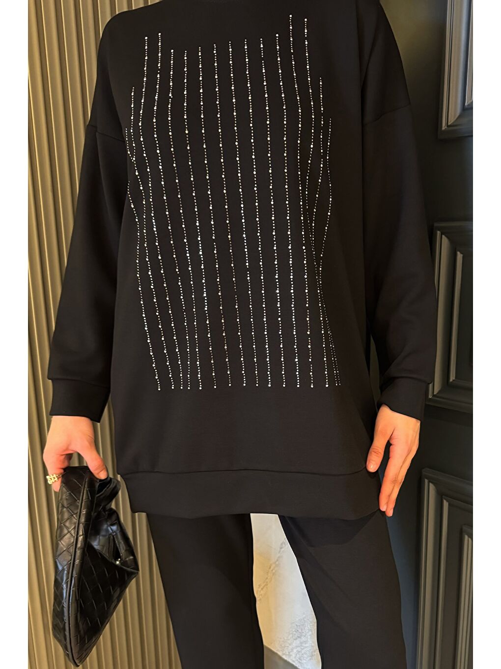 Siyah Bisiklet Yaka Ön Taşlı Büyük Beden Tesettür Tunik Pantolon İkili Takım-5