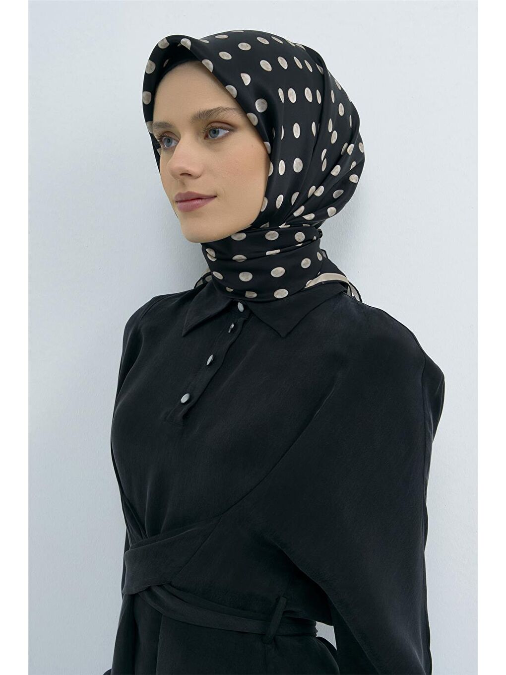 Siyah Saf İpek Twill Eşarp 9544D 01-1