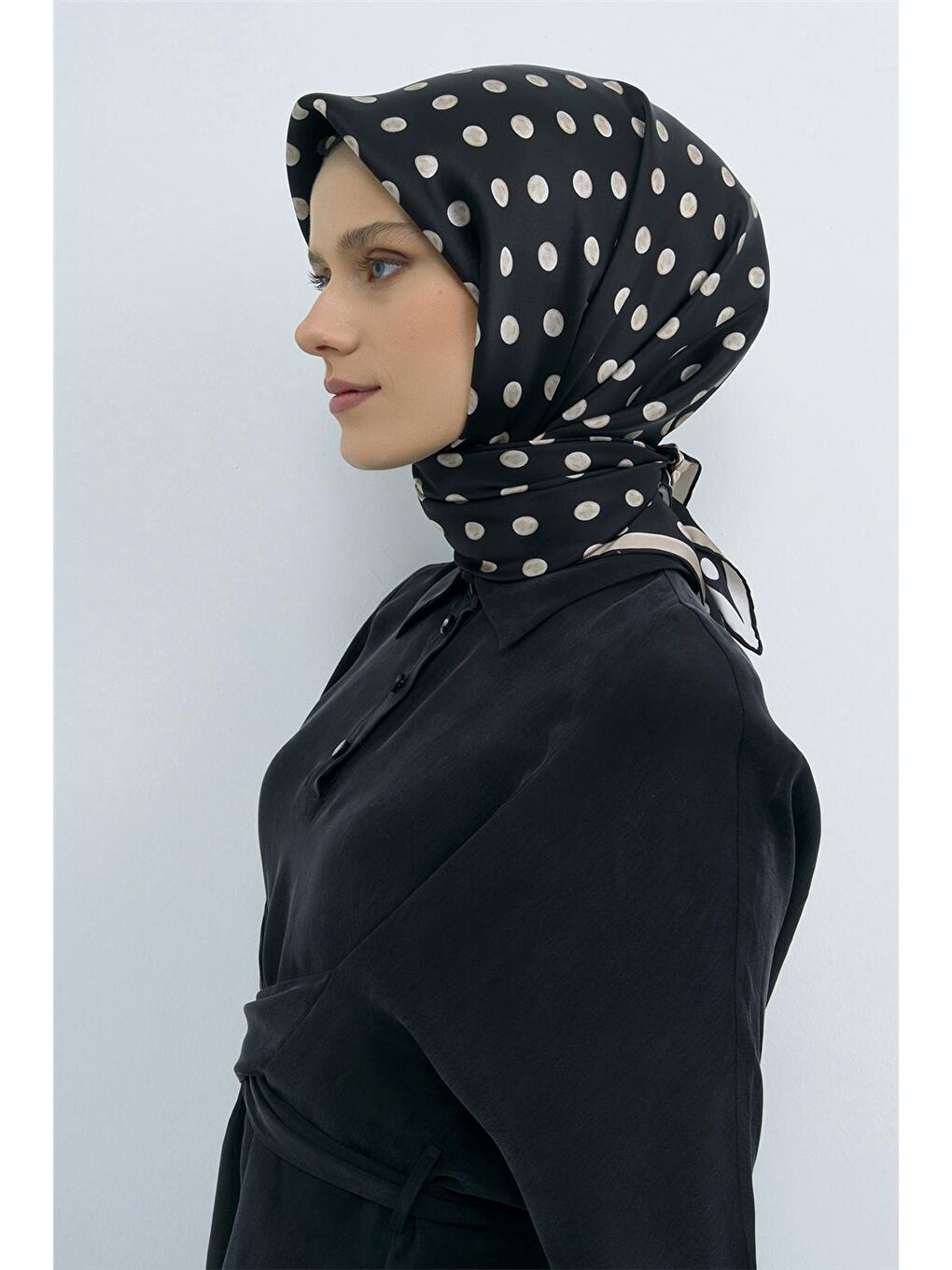 Siyah Saf İpek Twill Eşarp 9544D 01-2