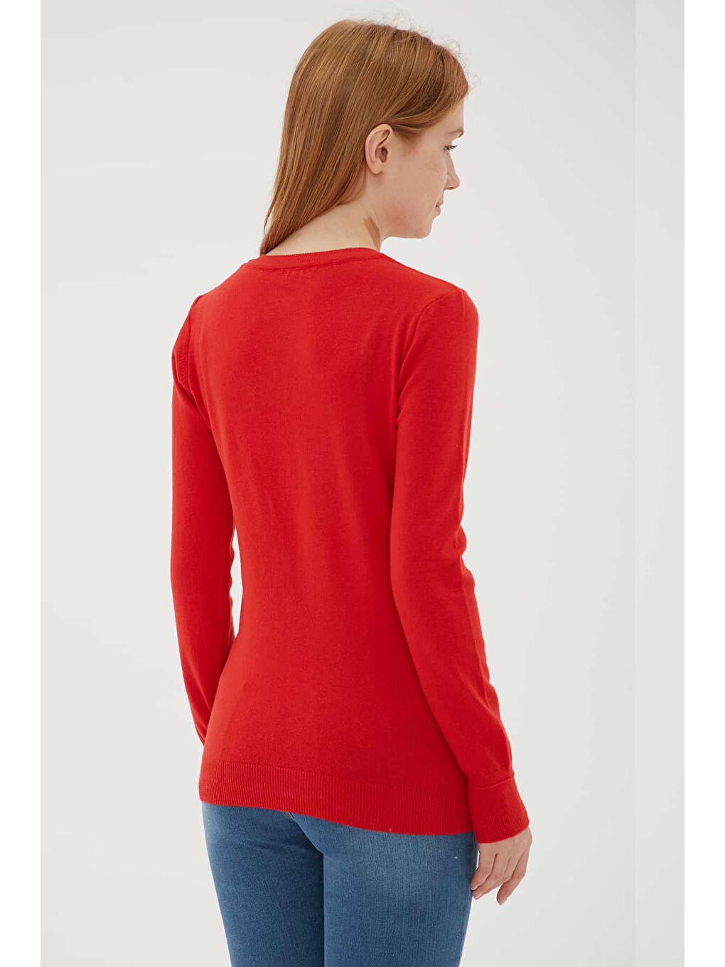 Kırmızı Regular Fit V Yaka Kadın Kazak 25K0778K1-4