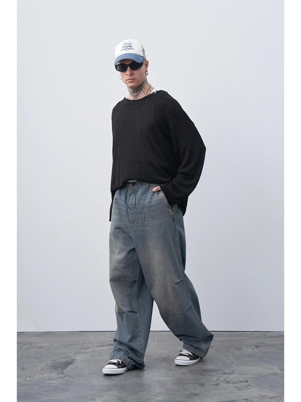 Mavi Yıkamalı Bel ve Paça Lastikli Baggy Jean-3