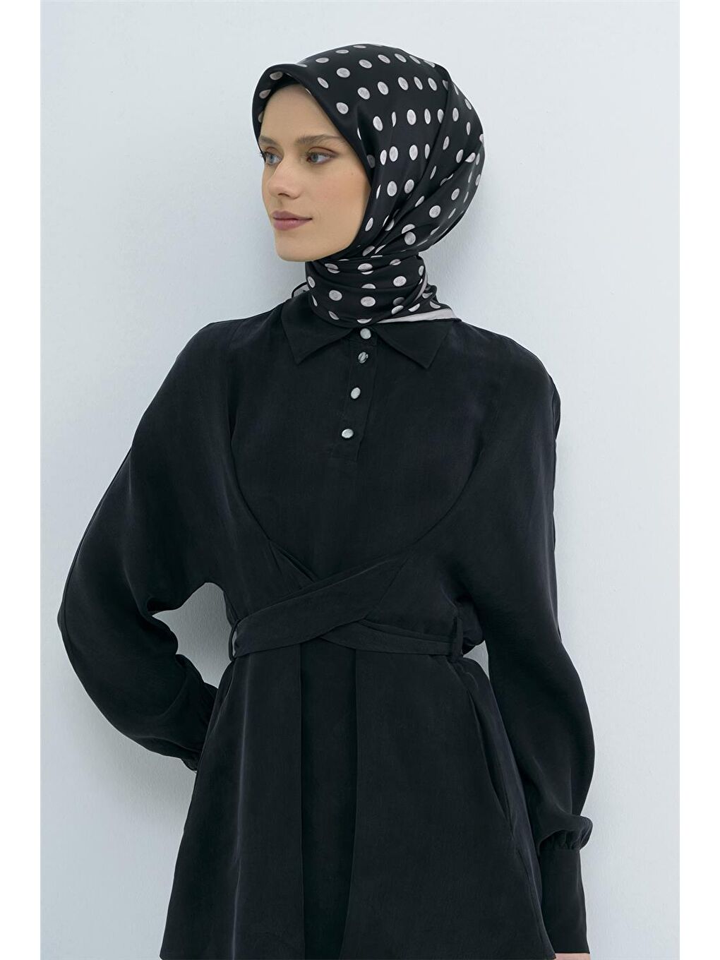 Siyah Saf İpek Sura Eşarp 9544D 50-1