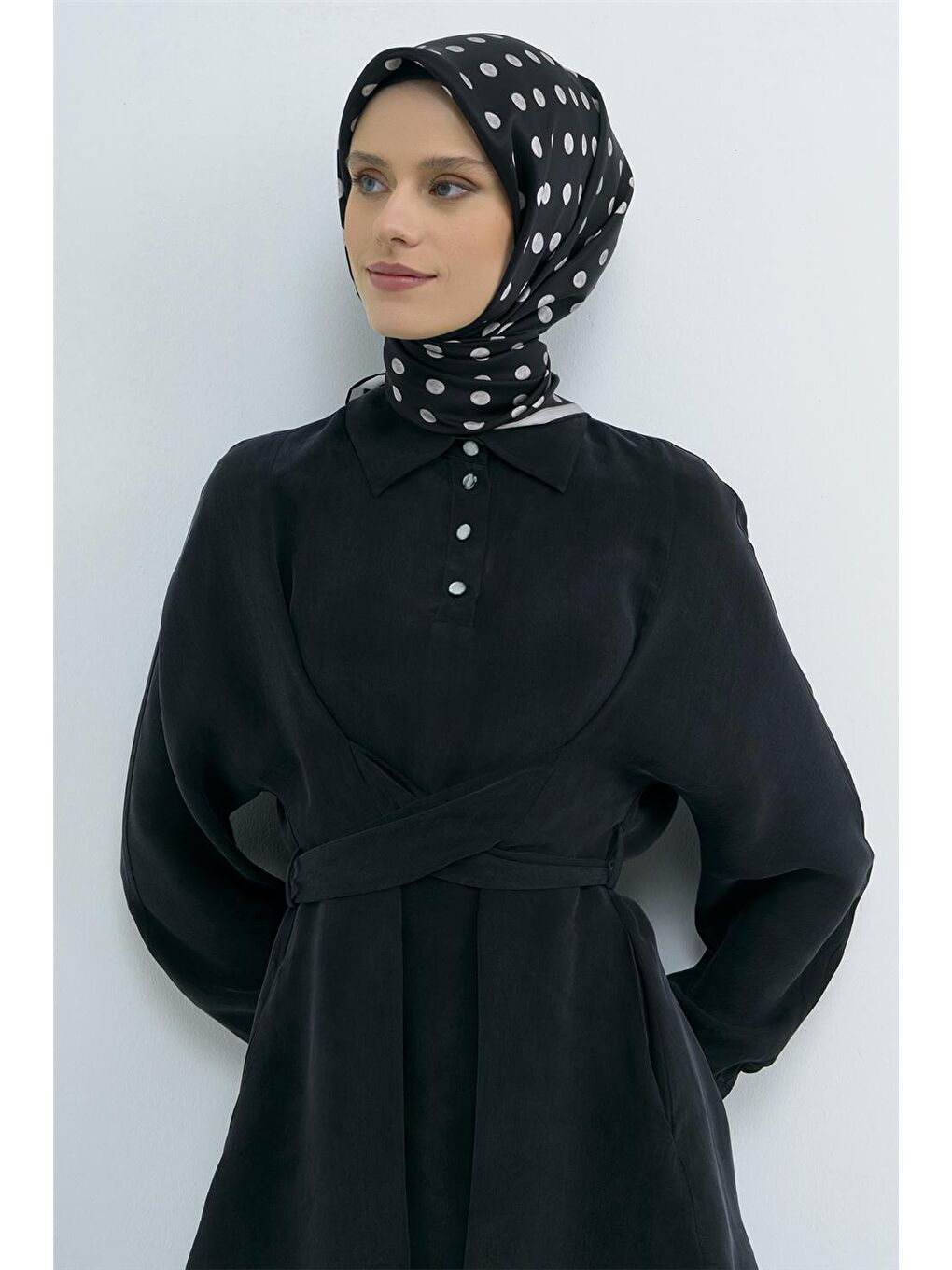 Siyah Saf İpek Sura Eşarp 9544D 50-2