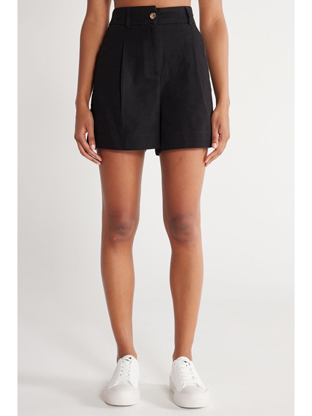 Regular Fit Normal Kesim %100 Pamuk Normal Bel Siyah Şort