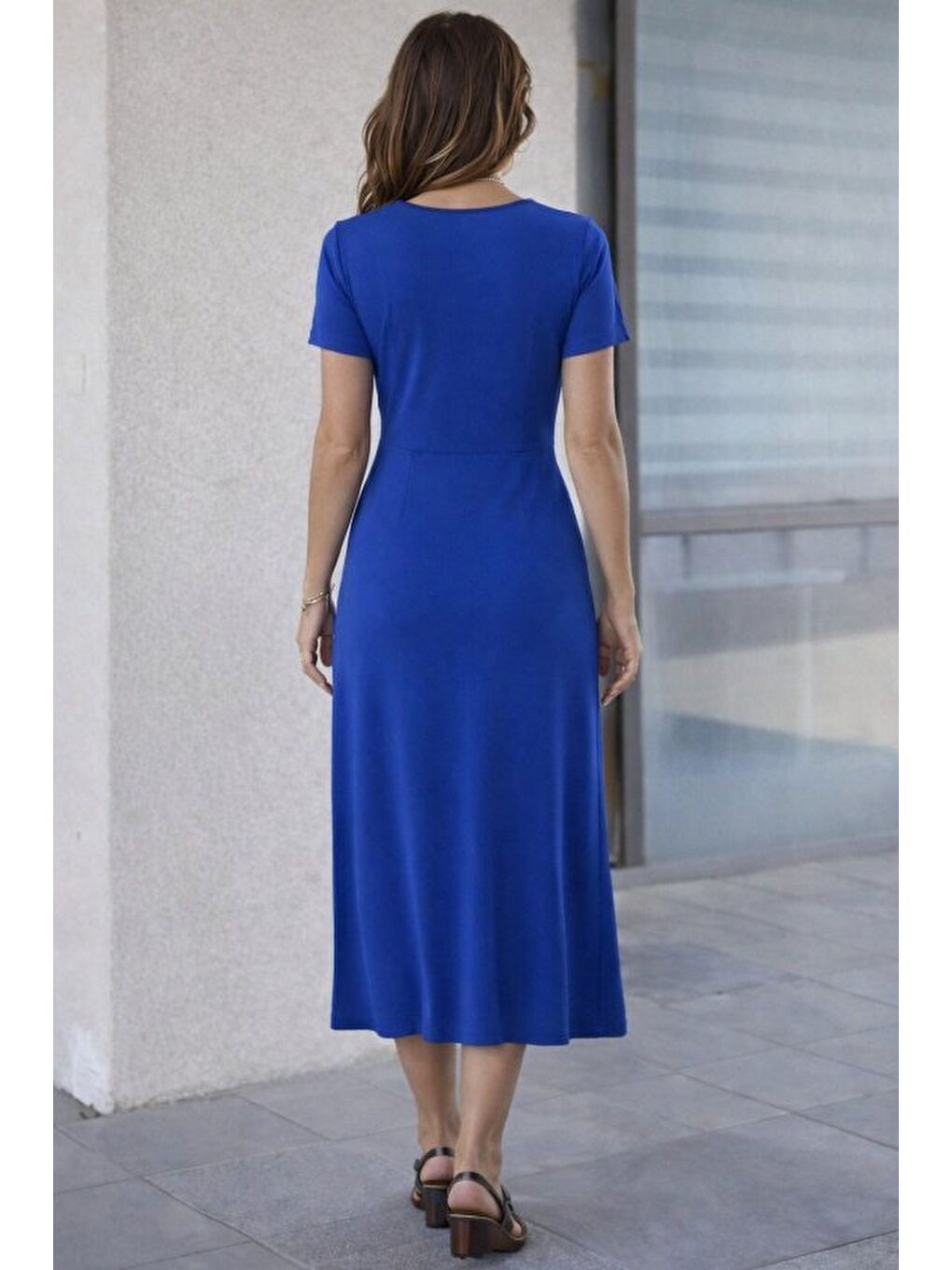 Mavi Kadın Kısa Kollu Bisiklet Yaka Yandan Yırtmaçlı Midi Viskon Elbise-2