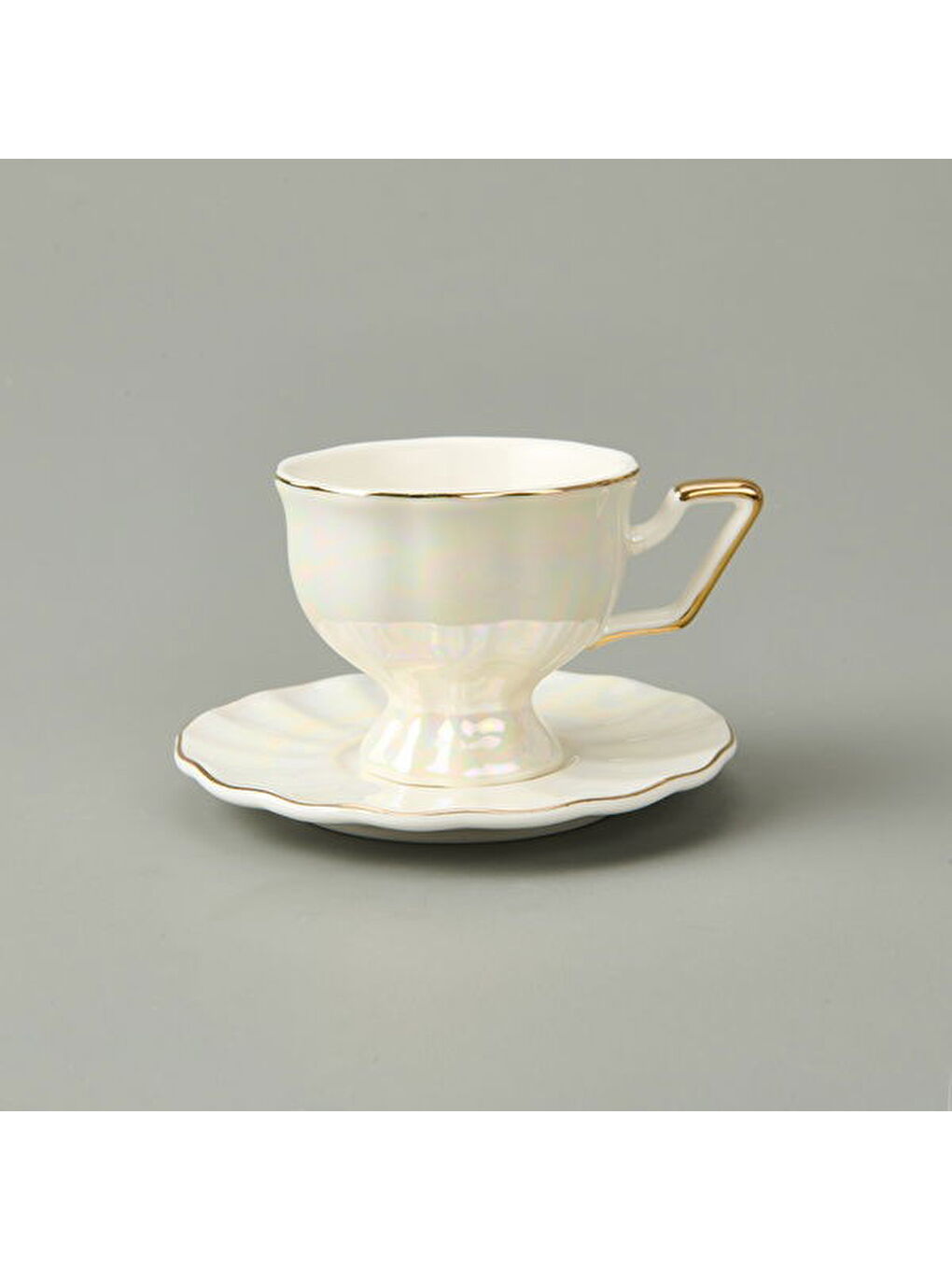 Kitchen 4 Parça Lüsterli Fincan Seti - Beyaz